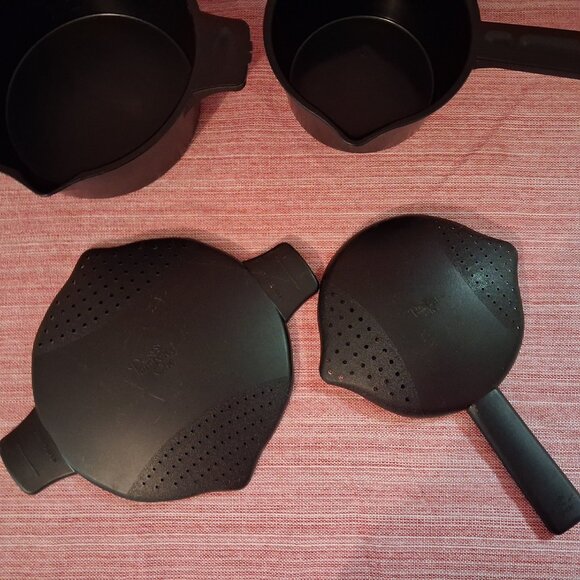 Pampered Chef Micro Steamer Rice Veggie Cooker 1 qt and 2 qt Set Of 2 - Picture 6 of 11